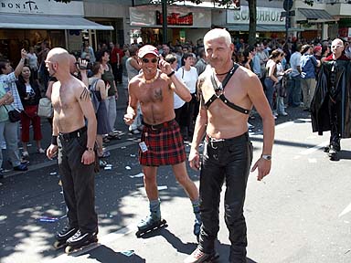 Aufnahme vom Christopher Street Day (CSD) 2002 in Berlin