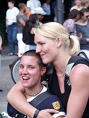 Aufnahme vom Christopher Street Day (CSD) 2002 in Berlin